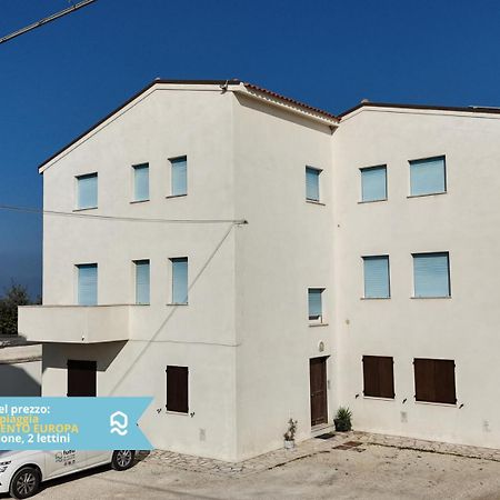 Rs321 - Marcelli, Trilocale Fronte Mare Con Spiaggia Inclusa Extérieur photo